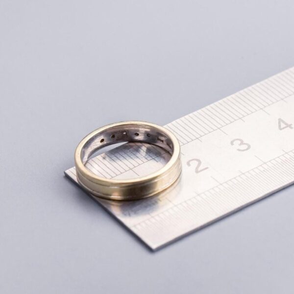9K Gold Diamond Band